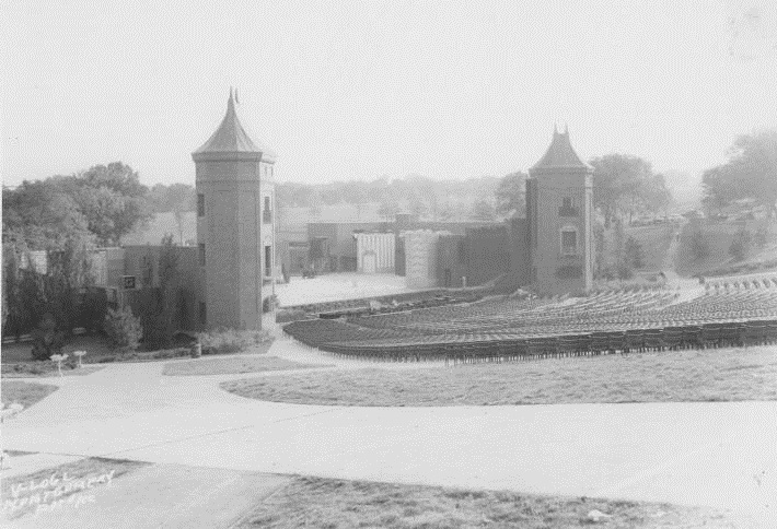 Black and white photo of Starlight from 1950s