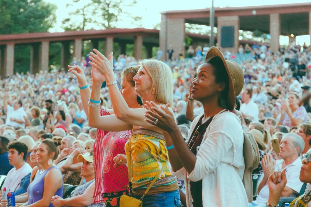 Women dancing at a concert