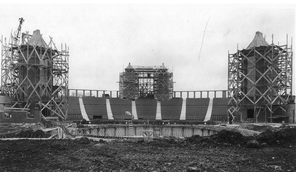 Original construction of light bridge in 1940s